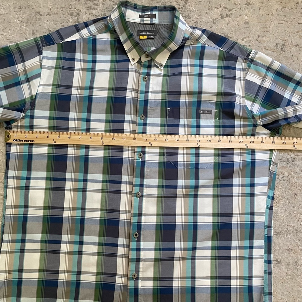 Eddie Bauer Classic Fit Multi Color Button Down S… - image 8